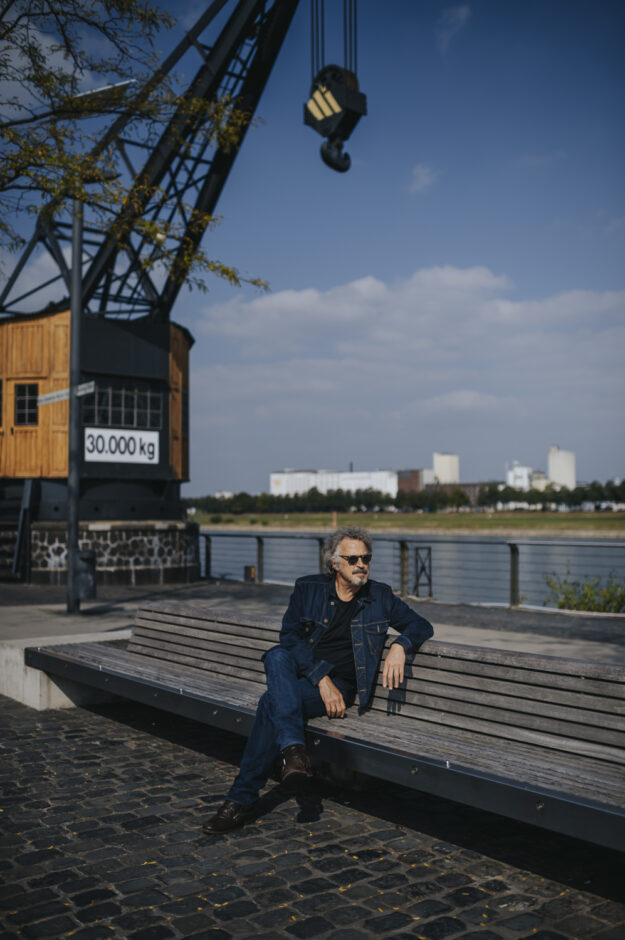 Portrait von Wolfgang Niedecken am 14.09.2018 am Rhein in Koeln.