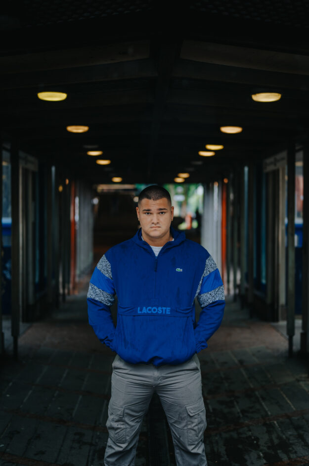 Intensivstraftaeter Alexander Dellis, der vor einem Jahr von Polizeibeamten auf der Flucht angeschossen wurde, am 08.07.2020 in Koeln.