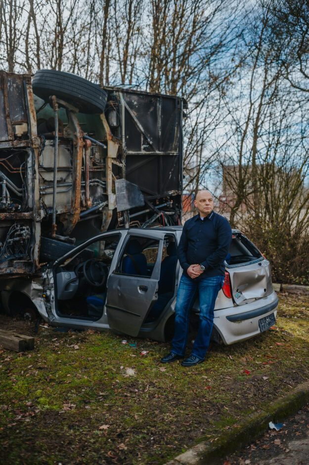 Wut - Die Verrohung der Gesellschaft. Portrait von Mario Proehl, Ex-Soldat der Sicherheitstrainings fuer Rettungskraefte anbietet, am 14.02.2019 am Trainingscenter mit Truemmerfeld in Mosbach.