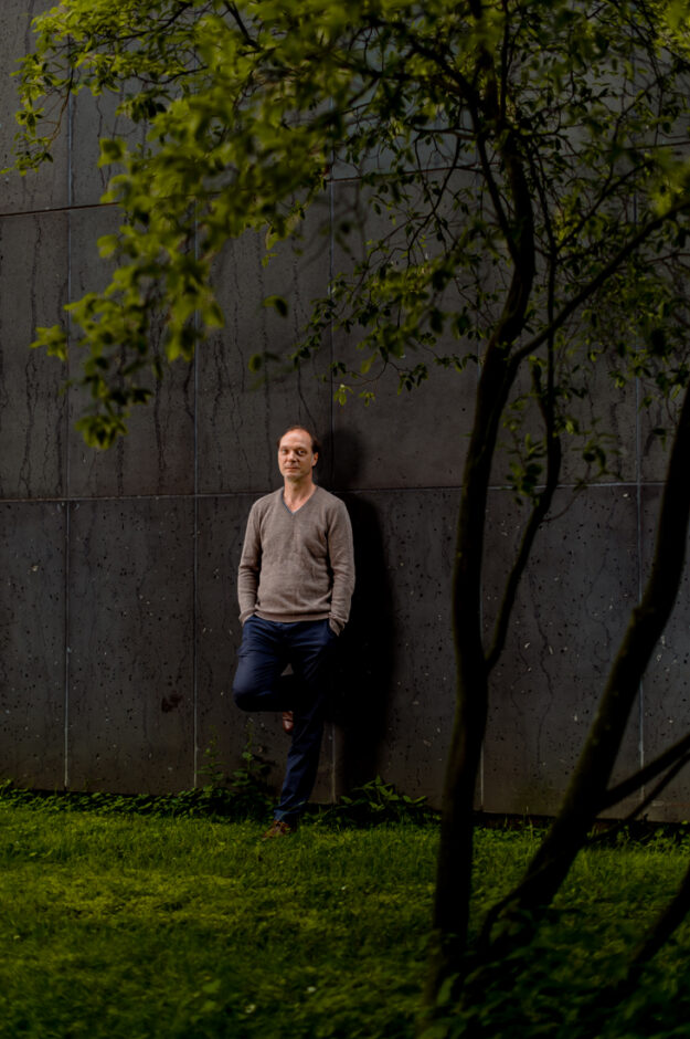 Portrait des Schauspielers Martin Brambach am 05.07.2016 in Recklinghausen, Deutschland. Foto: Marcus Simaitis