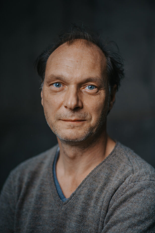 Portrait des Schauspielers Martin Brambach am 05.07.2016 in Recklinghausen, Deutschland. Foto: Marcus Simaitis
